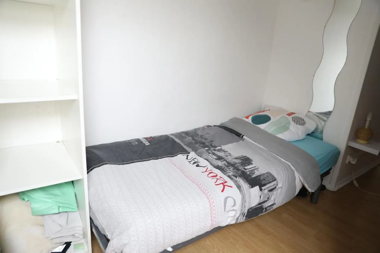بيت شباب Duplex Appartement Lille 15